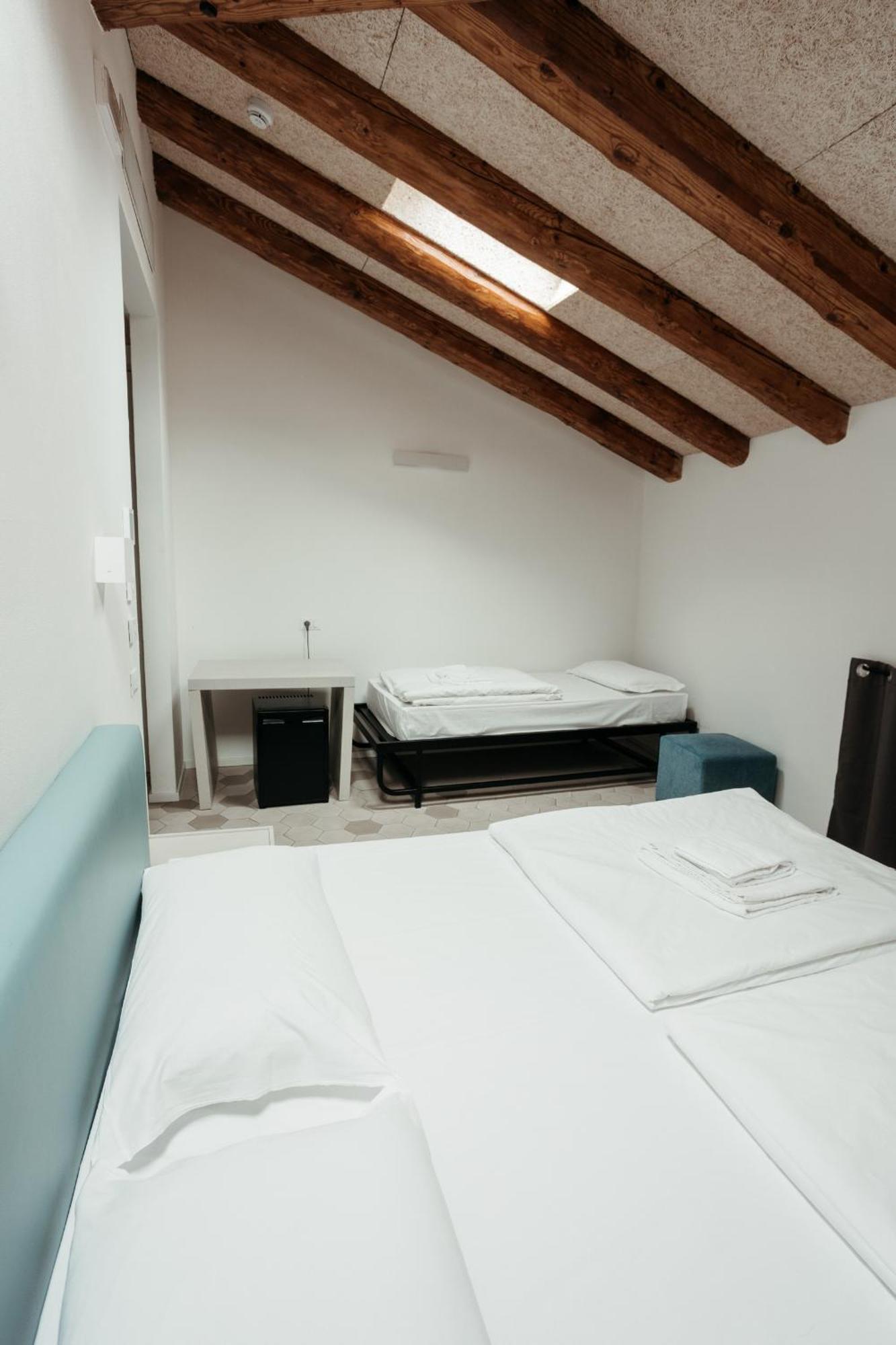 Casali Hostel Trieste Exterior photo